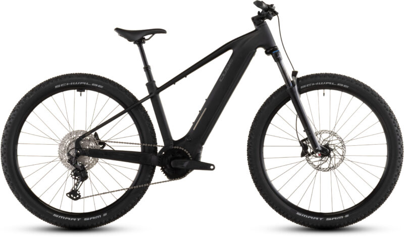 Bicicleta Eléctrica Cube Reaction Hybrid Pro 800 blackline Barra alta 2026