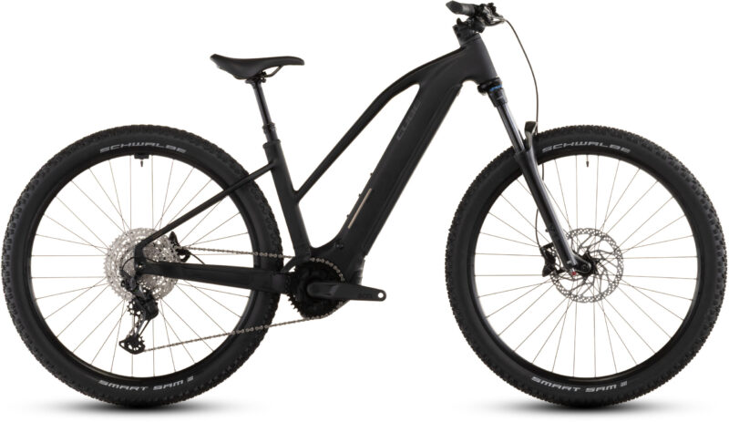 Bicicleta Eléctrica Cube Reaction Hybrid Pro 800 blackline Cuadro semiabierto 2026