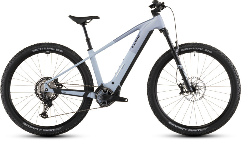 Bicicleta Eléctrica Cube Reaction Hybrid SLX 800 gauzegrey´n´iceblue Barra alta 2026