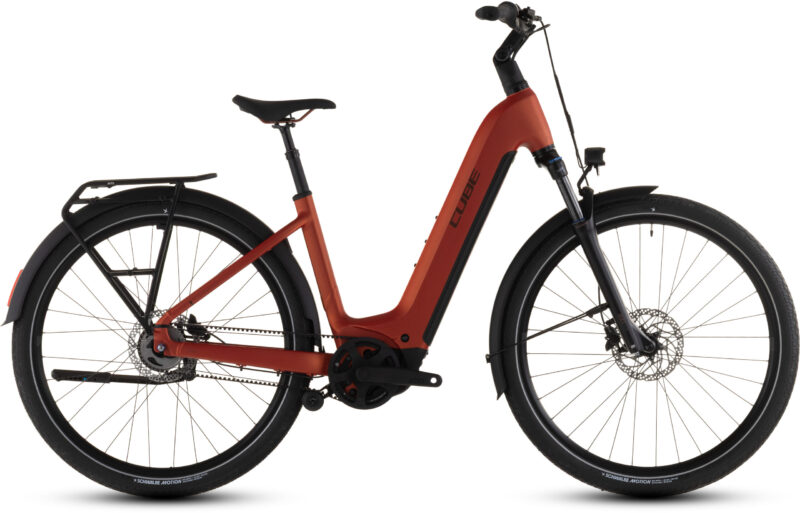 Bicicleta Eléctrica Cube Touring Hybrid Comfort SLX 800 chilli´n´chrome Cuadro abierto 2026