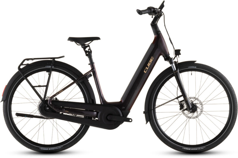 Bicicleta Eléctrica Cube Supreme Hybrid Comfort Pro 600 solareclipse´n´gold 2026