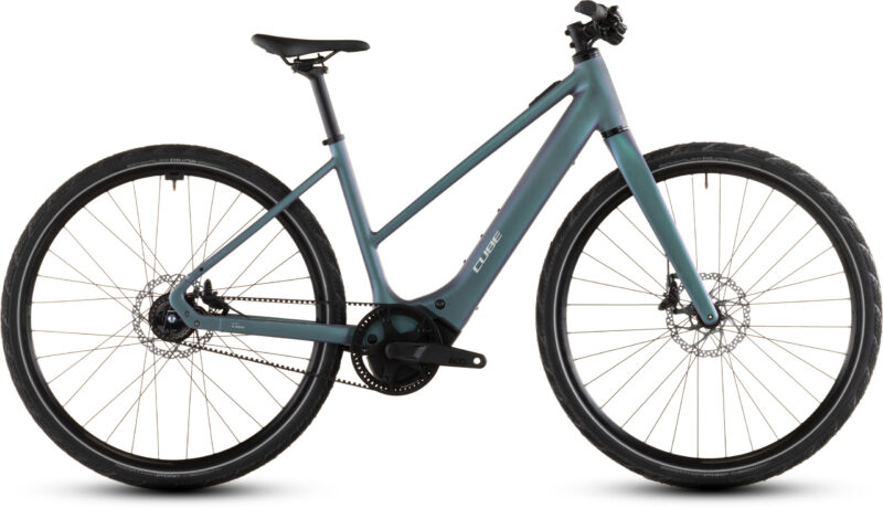 Bicicleta Eléctrica Cube Editor Hybrid SLT 400X smaragdgrey´n´prism Cuadro semiabierto 2026