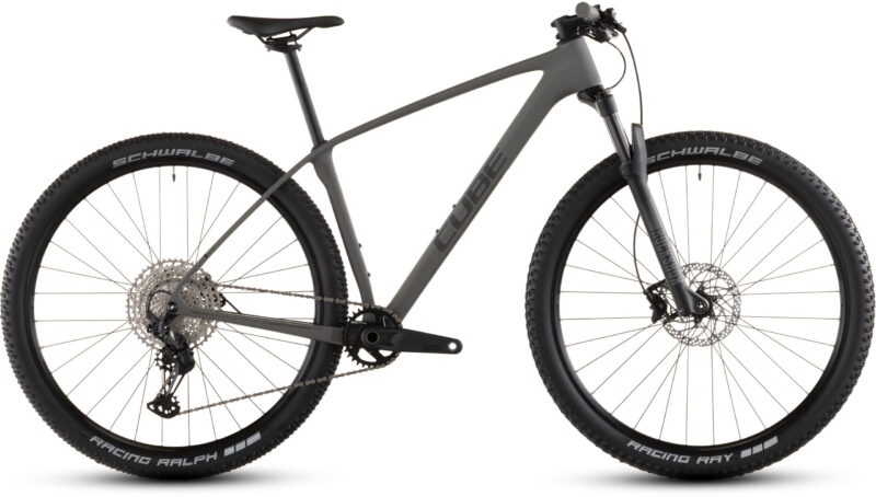 Bicicleta Cube Reaction C:62 ONE oldgrey´n´black 2026