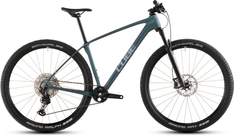 Bicicleta Cube Reaction C:62 Pro polarlight´n´black 2026