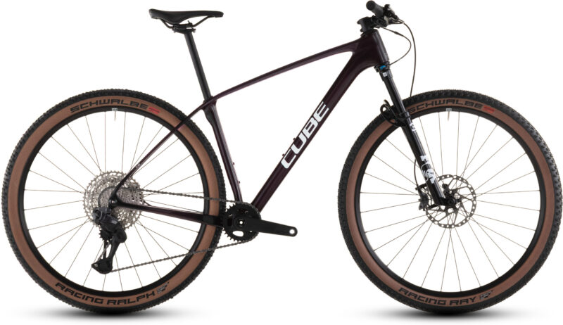 Bicicleta Cube Reaction C:62 Race liquidred´n´white 2026