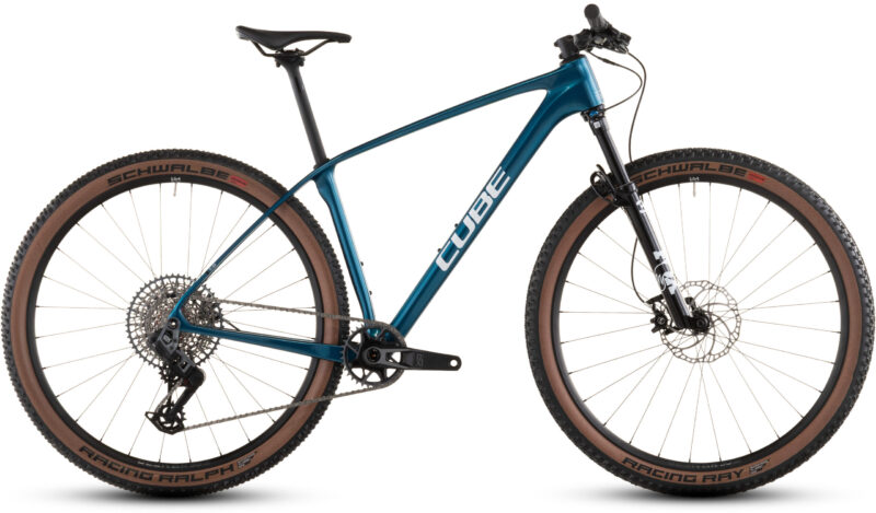 Bicicleta Cube Reaction C:62 SLX electricblue´n´white 2026