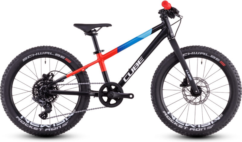 Bicicleta Cube Reaction 200 Pro black´n´blue´n´red 2026
