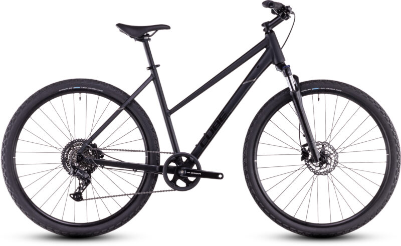 Bicicleta Cube Nature ONE black´n´black Cuadro semiabierto 2026